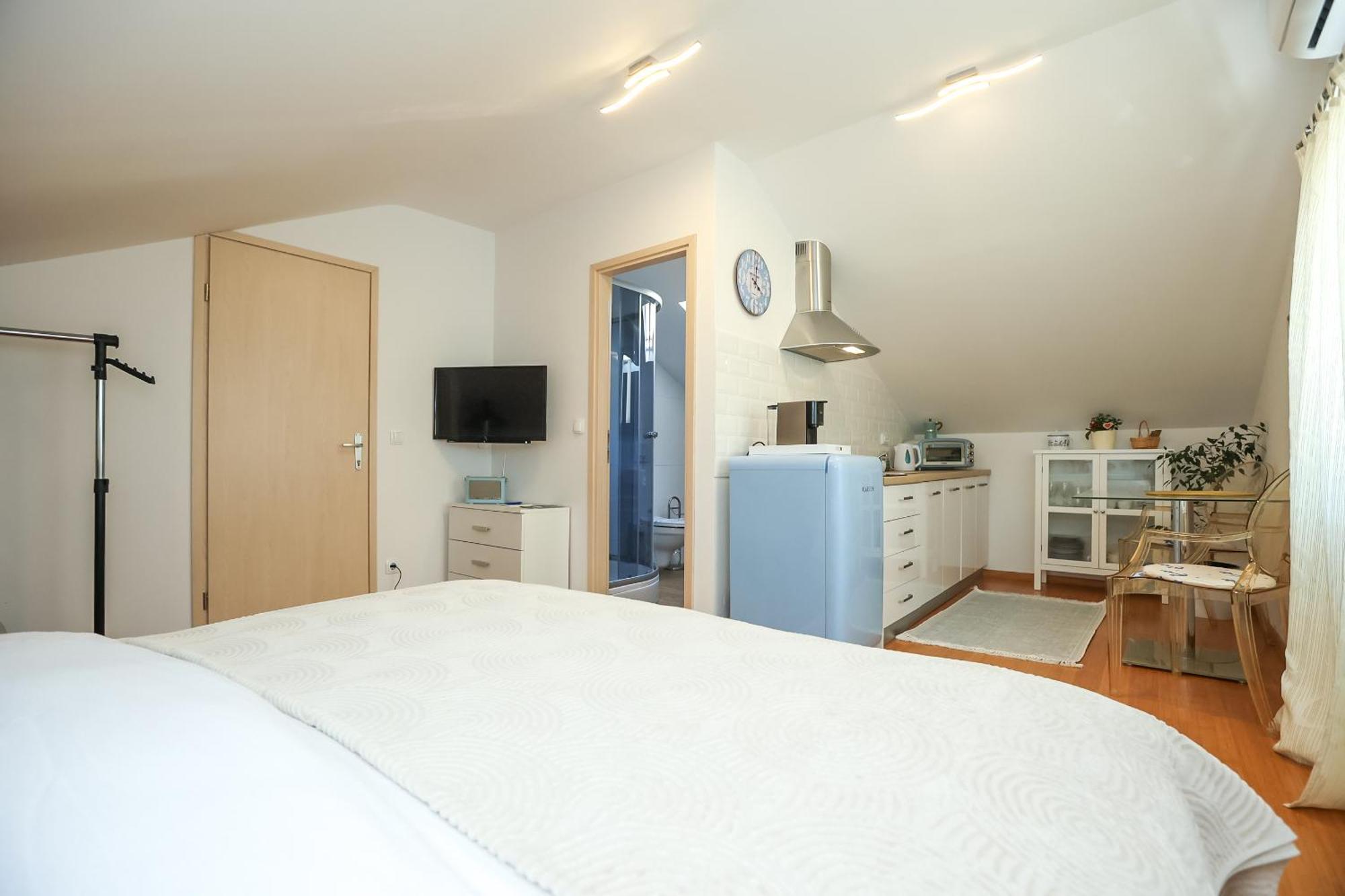 Z&A Studio Apartment With Parking Božava Eksteriør bilde